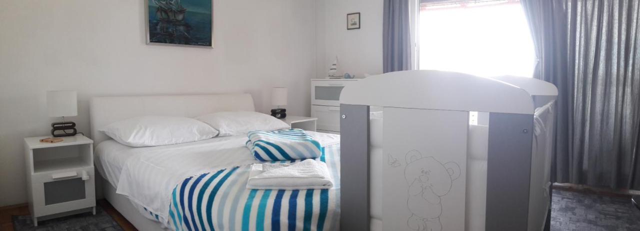 apartman-maja-krk Krk Town Bagian luar foto