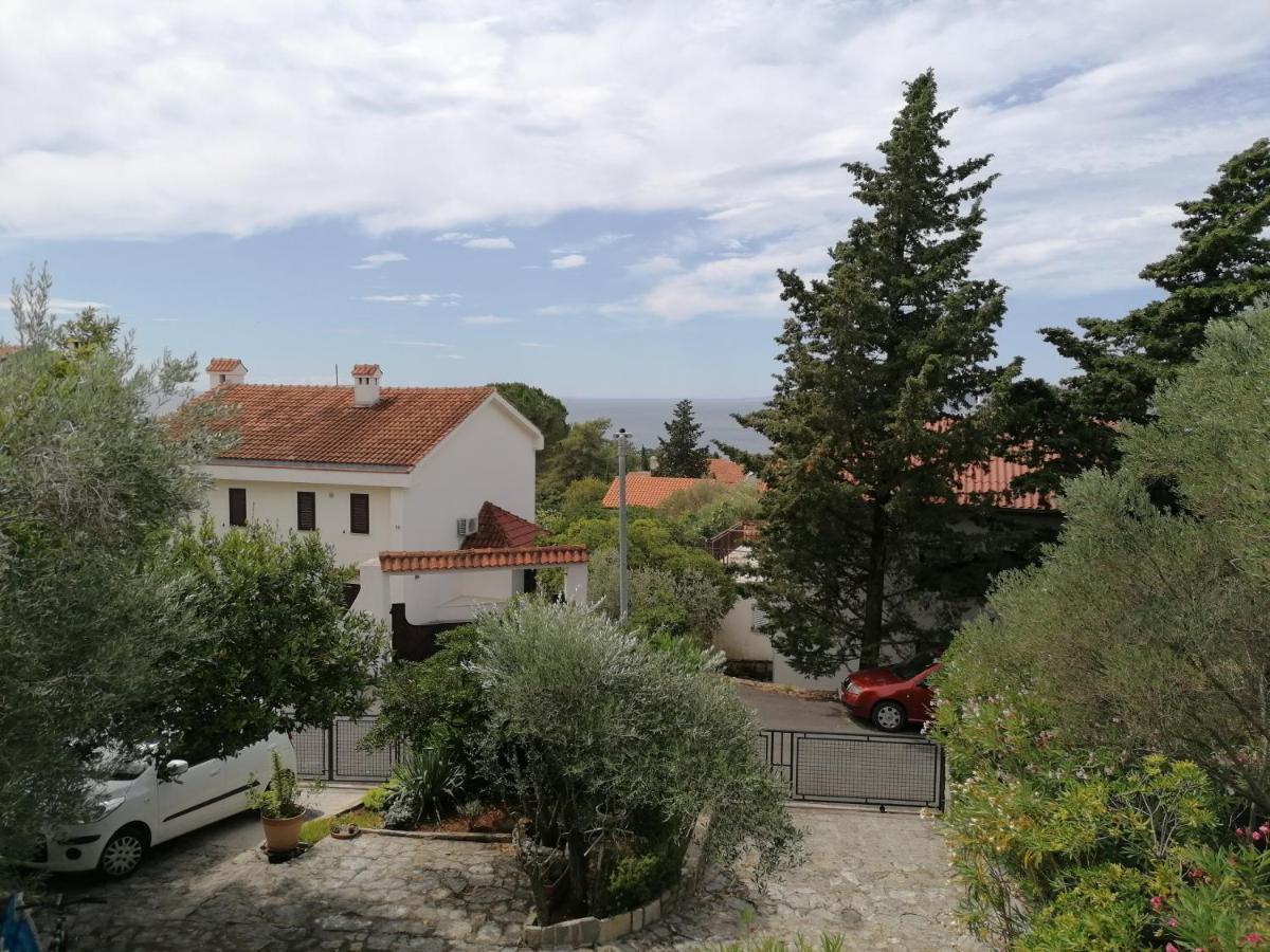 apartman-maja-krk Krk Town Bagian luar foto