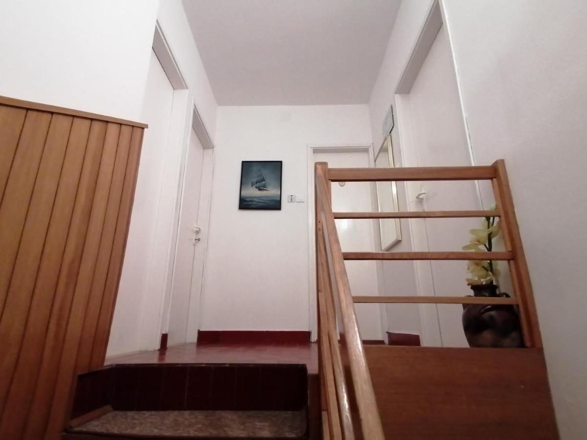 apartman-maja-krk Krk Town Bagian luar foto