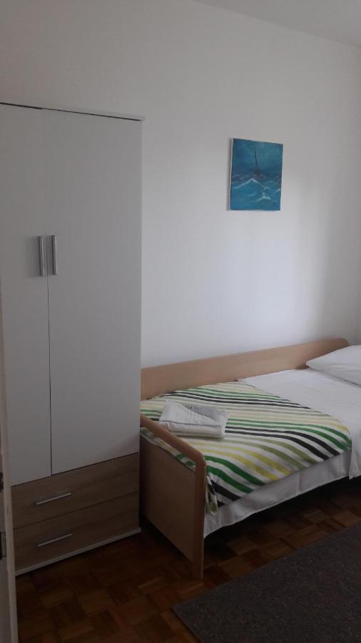apartman-maja-krk Krk Town Bagian luar foto