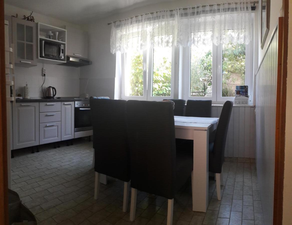 apartman-maja-krk Krk Town Bagian luar foto
